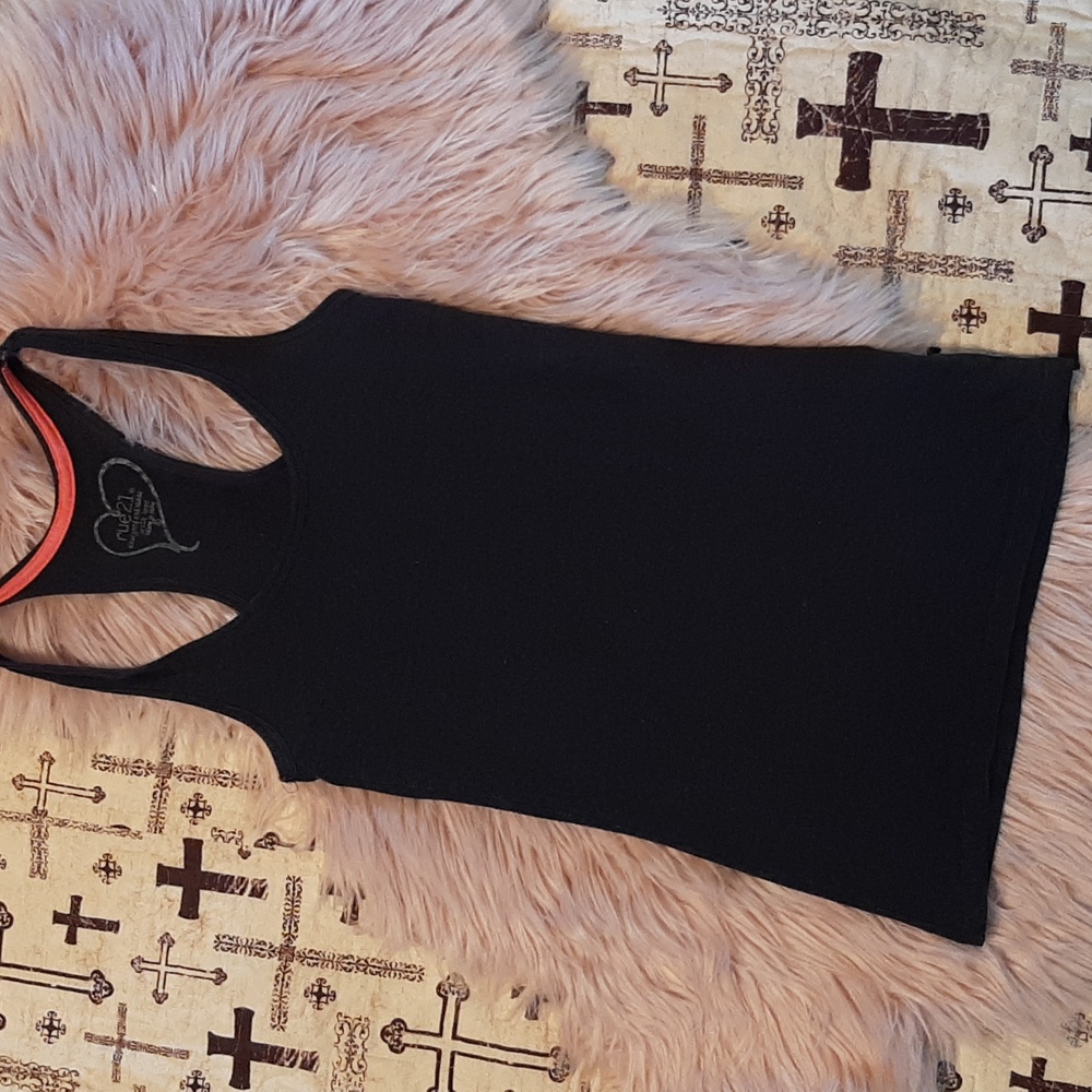 Rue21 Tank